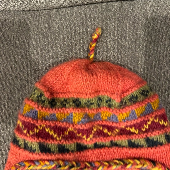 Newari Icelandic Design 100% Wool Knit Hat Ear Flaps Made in Nepal Women’s OS - Picture 4 of 9